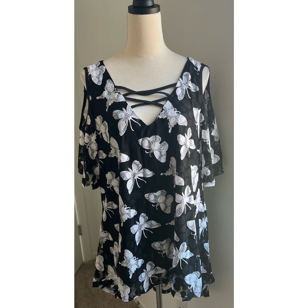 Rosegal Butterfly Black & White Cold‎ Shoulder Hi-Low Length Dress Shirt Sz 2X